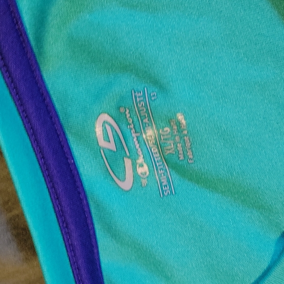 Shirt and shortz size XL Champion - Picture 5 of 5